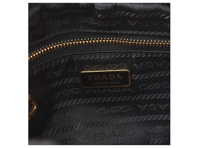 Pouch Prada in nylon nero con ricami floreali - vista 9