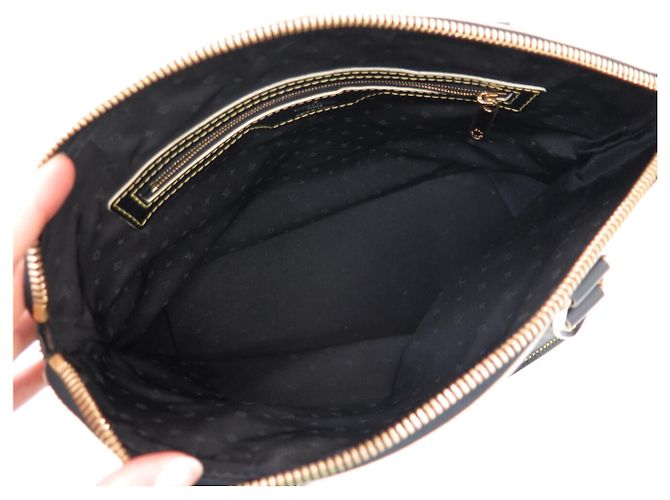 BOLSO DE MANO LOUIS VUITTON LOCKIT PM M91888 CUERO SUHALI NEGRO - vista 10