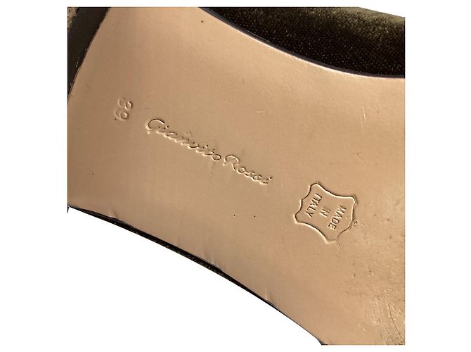 Mocassini Slip-On Gianvito Rossi in velluto olive Verde Verde oliva - vista 6