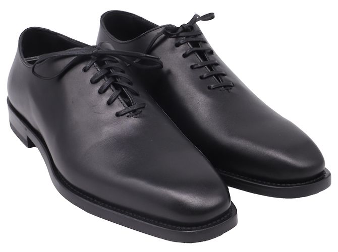 Salvatore Ferragamo Lace-Up Oxford Shoes in Black Leather - view 3