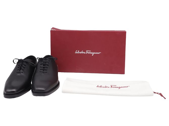 Salvatore Ferragamo Lace-Up Oxford Shoes in Black Leather - view 6