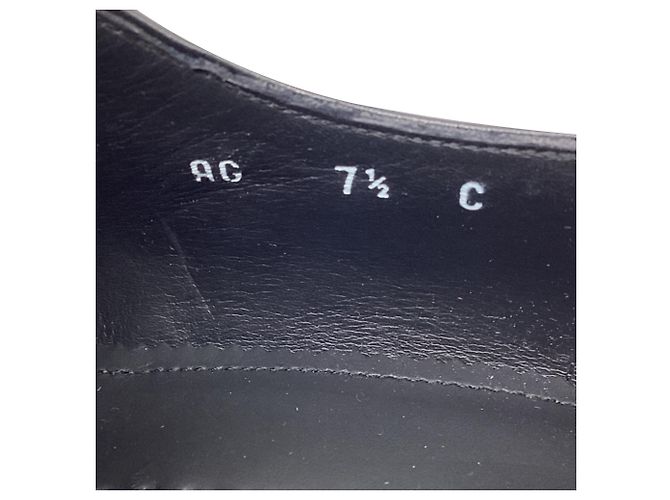 Salvatore Ferragamo Lace-Up Oxford Shoes in Black Leather - view 7