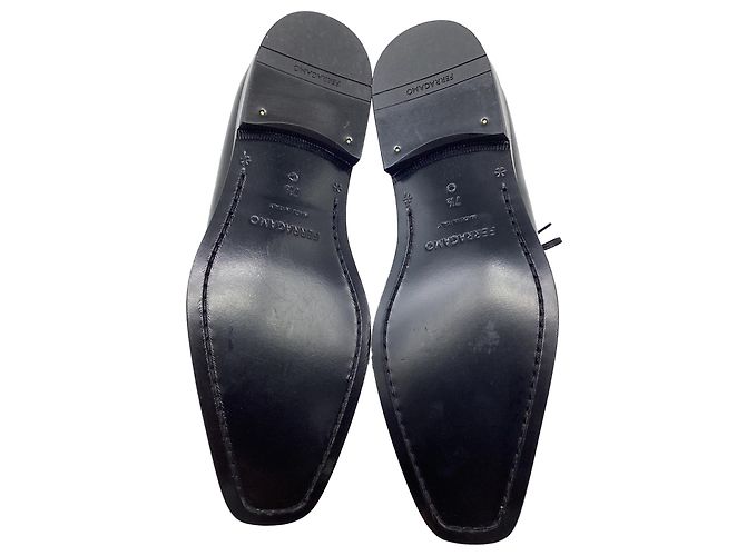 Salvatore Ferragamo Lace-Up Oxford Shoes in Black Leather - view 8
