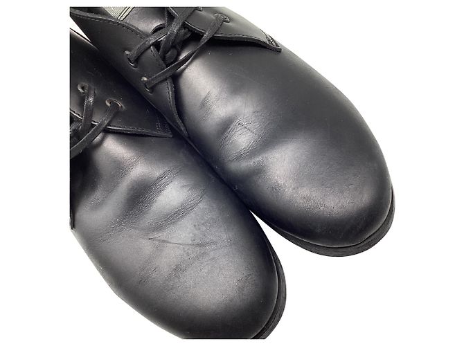 Salvatore Ferragamo Stivaletti Chukka World Ferragamo in pelle nera Nero - vista 13