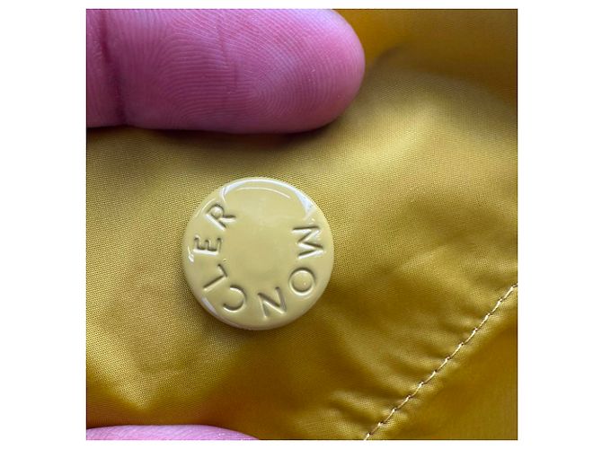 Impermeable High-Low Printseps Moncler en poliamida amarilla Amarillo - vista 10