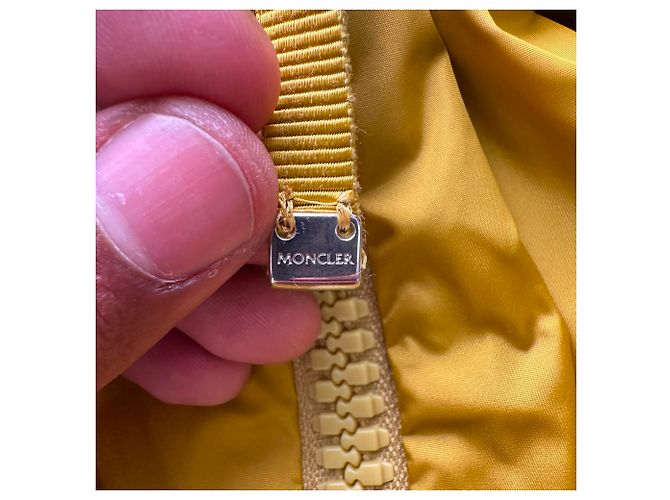 Impermeable High-Low Printseps Moncler en poliamida amarilla Amarillo - vista 4