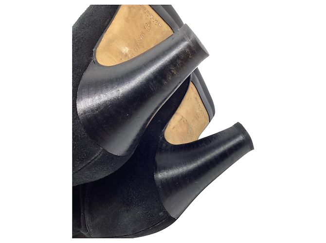 Stivali alti a punta Manolo Blahnik in camoscio nero - vista 10
