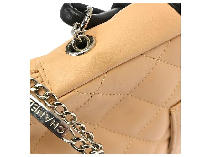 Borsa a tracolla Chanel Cambon in pelle di vitello Beige - vista 6