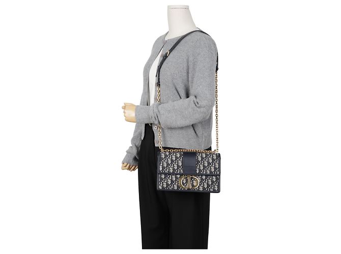 Dior Borsa a catena Montaigne Oblique Jacquard Blue - vista 17