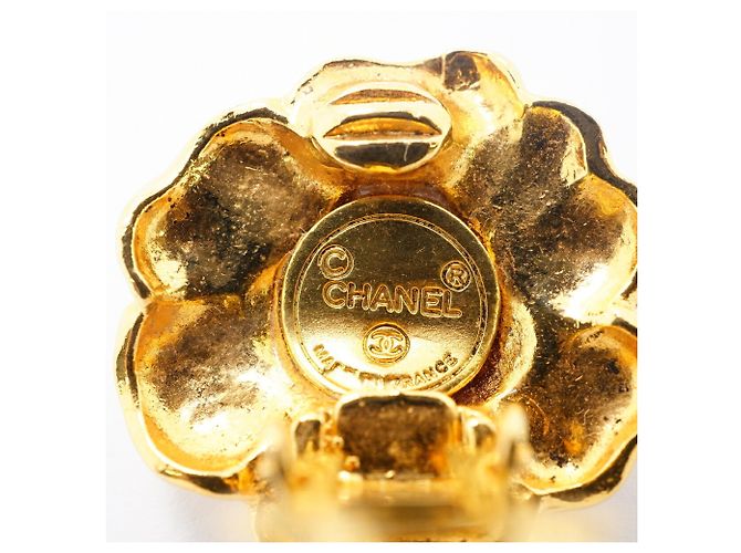 Orecchini a clip Chanel Camélia placcati in oro D'oro - vista 4
