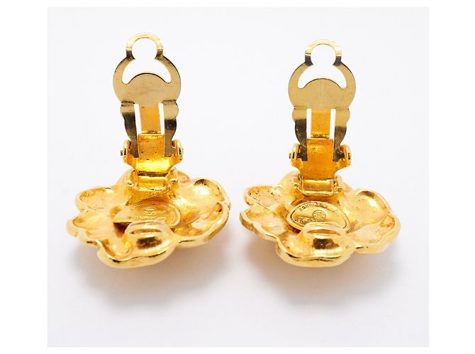 Orecchini a clip Chanel Camélia placcati in oro D'oro - vista 6