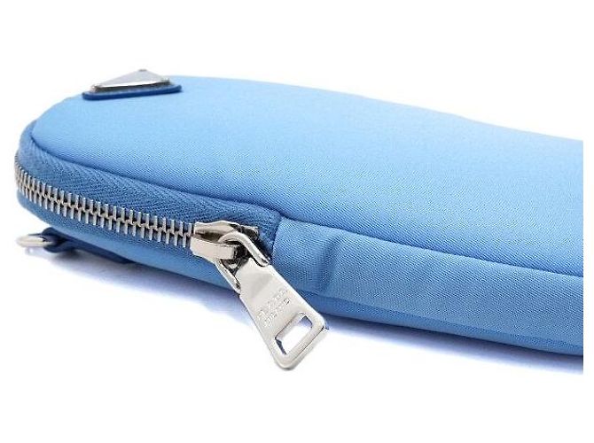 Prada Mini borsa a tracolla e crossbody unisex in nylon Tessuto blu con logo - vista 8
