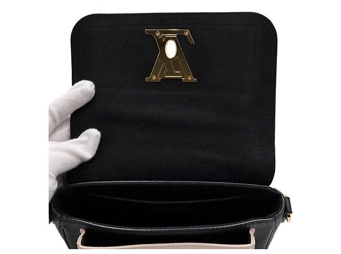 Louis Vuitton Borsa a spalla e a tracolla Lockme Tender Chain Nero - vista 7