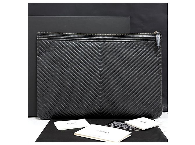 Chanel Borsa a Pochette Boy Chevron Nera Nero - vista 3