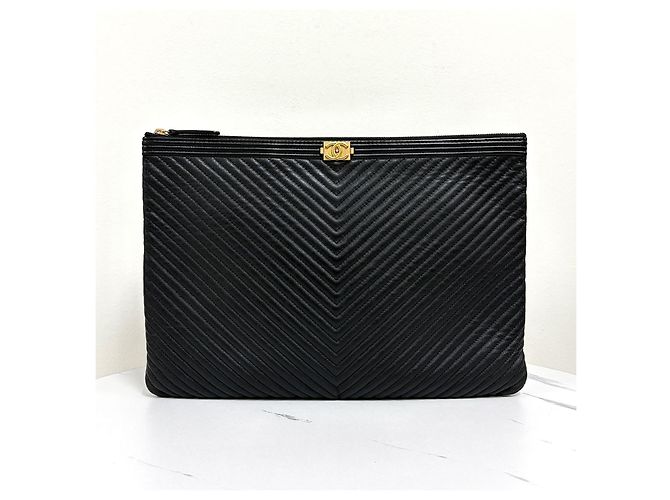 Chanel Borsa a Pochette Boy Chevron Nera Nero - vista 4