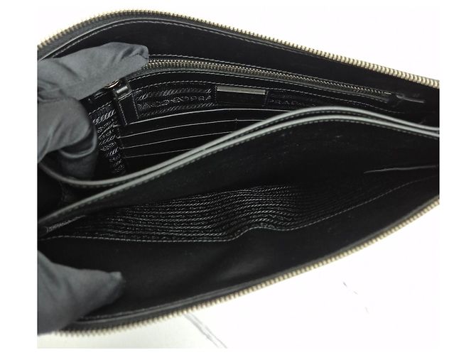 Prada Pochette en cuir noire - vue 11