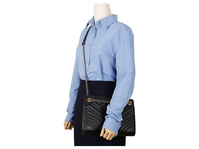 Gucci Borsa a tracolla con catena GG Marmont in pelle Medium Nera Nero - vista 13