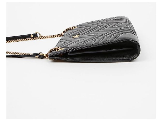 Gucci Borsa a tracolla con catena GG Marmont in pelle Medium Nera Nero - vista 4