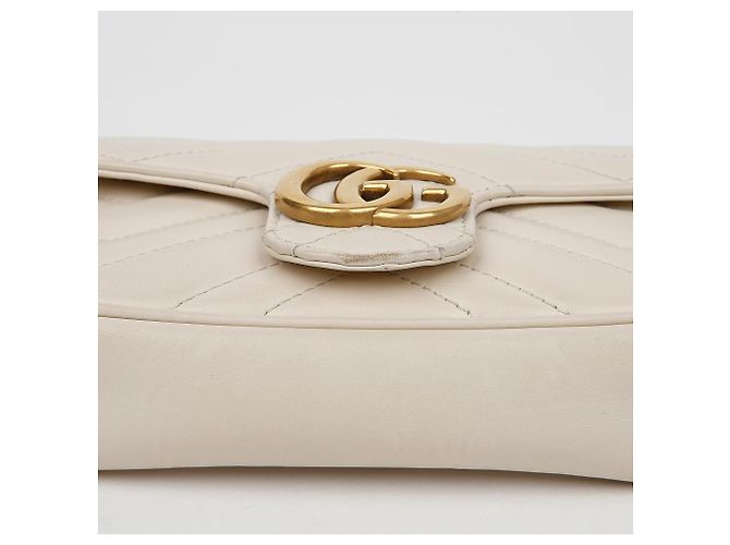 Gucci Borsa Super Mini GG Marmont Matelassé White Bianco - vista 9