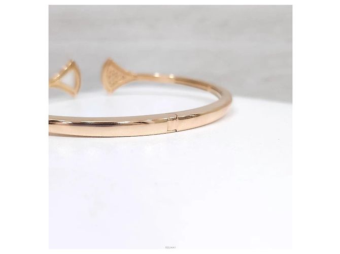 Bulgari Bracciale Rigido Diamond Divas Dream Madreperla Oro Rosa - vista 6