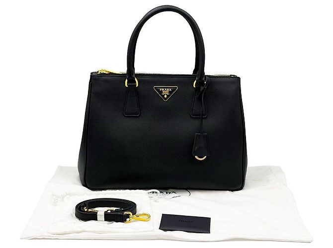 Prada Saffiano Lux Black Gold Triangle Logo Galleria Large Nero - vista 3