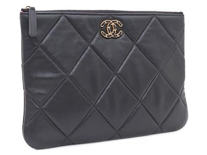 Clutch Chanel 19 Medium in pelle nera Nero - vista 2