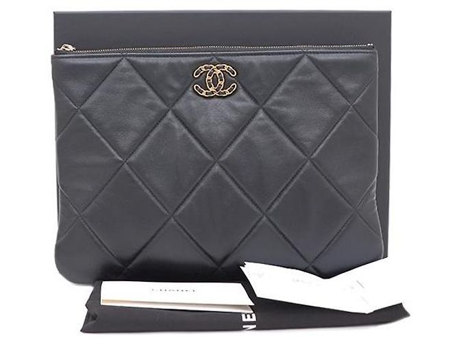 Clutch Chanel 19 Medium in pelle nera Nero - vista 9