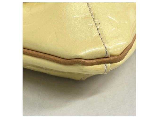 Borsa a tracolla Louis Vuitton Vernis Thompson Street Bianco - vista 11