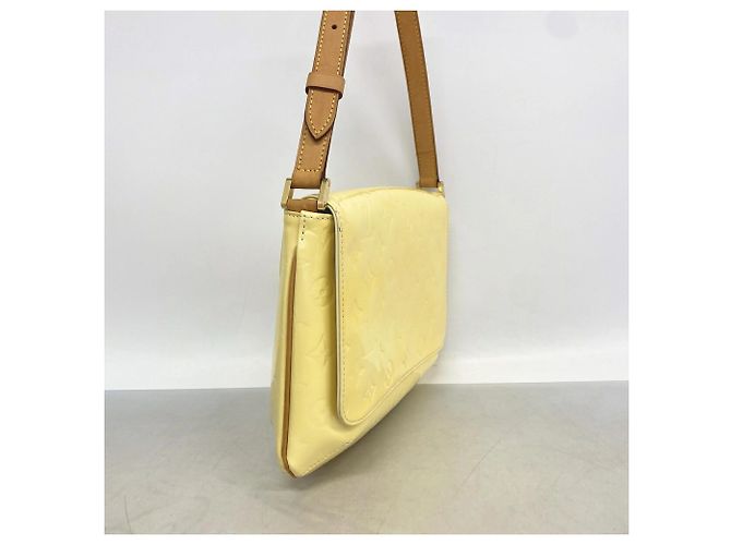 Borsa a tracolla Louis Vuitton Vernis Thompson Street Bianco - vista 2
