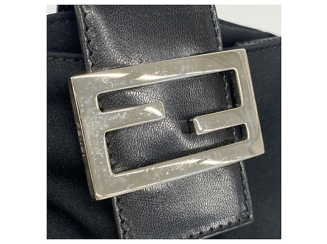 Borsa a mano Fendi in nylon nero - vista 10
