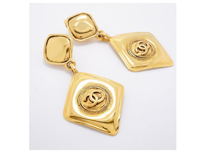 Timeless Orecchini a clip placcati oro Chanel D'oro - vista 2