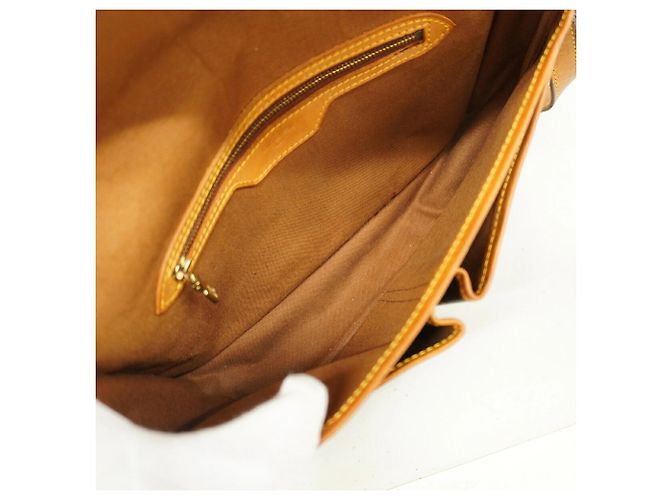 Borsa a tracolla Louis Vuitton Monogram Gibeciere MM Marrone - vista 4