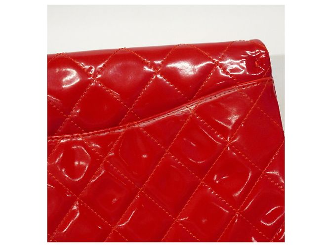 Bolso de hombro Chanel Matelassé con cadena Roja - vista 7