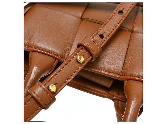 Bottega Veneta Cassette Convertible Tote Maxi Intrecciato Leather Mini Marrone - vista 6