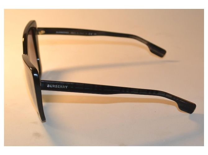 Gafas de sol Burberry B4366 negras Negro - vista 3