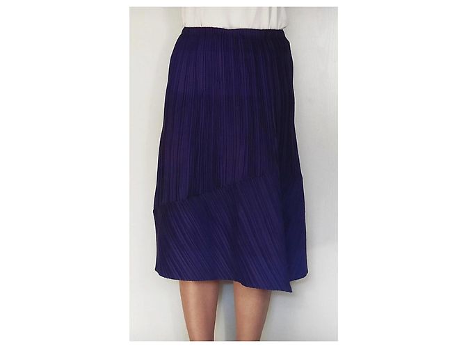 Issey Miyake Falda Plisada Midi Púrpura - vista 2