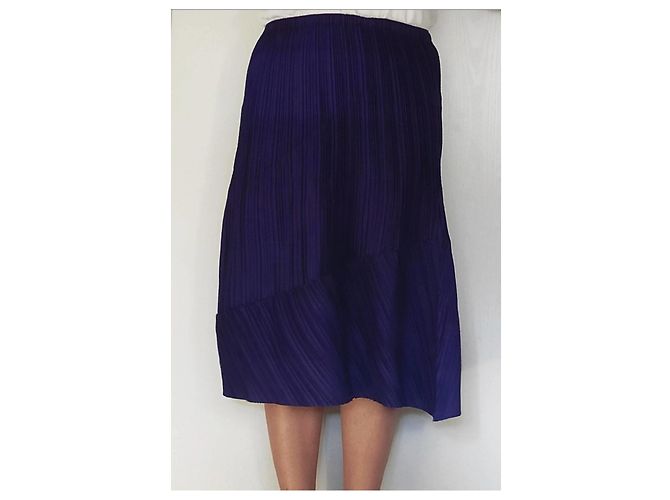 Issey Miyake Falda Plisada Midi Púrpura - vista 3