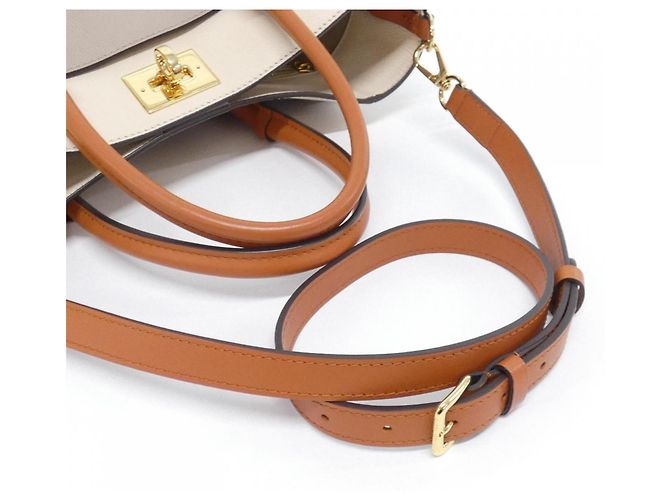 Louis Vuitton On My Side MM Handtasche Beige - Ansicht 7
