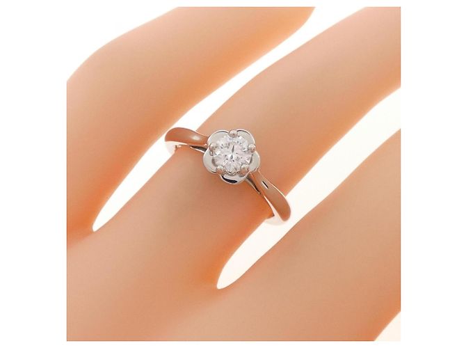 Anello Chanel Camélia in platino e diamante - vista 5