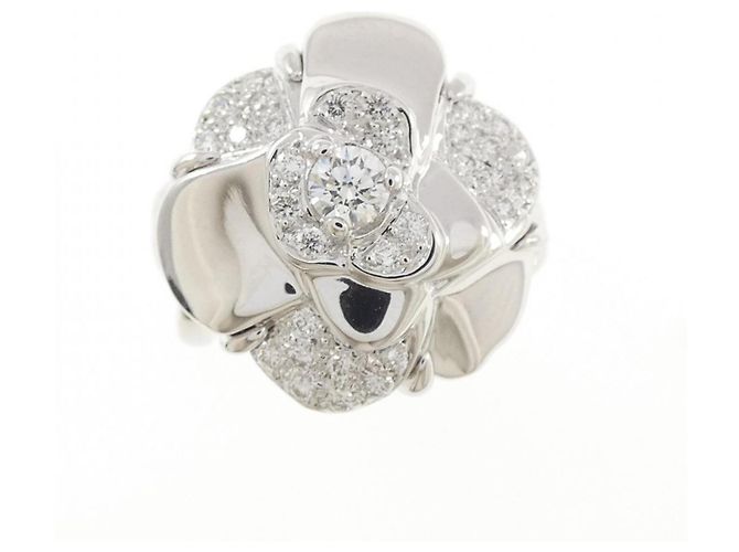 Anello Chanel Camélia in oro bianco e diamante D'oro - vista 2