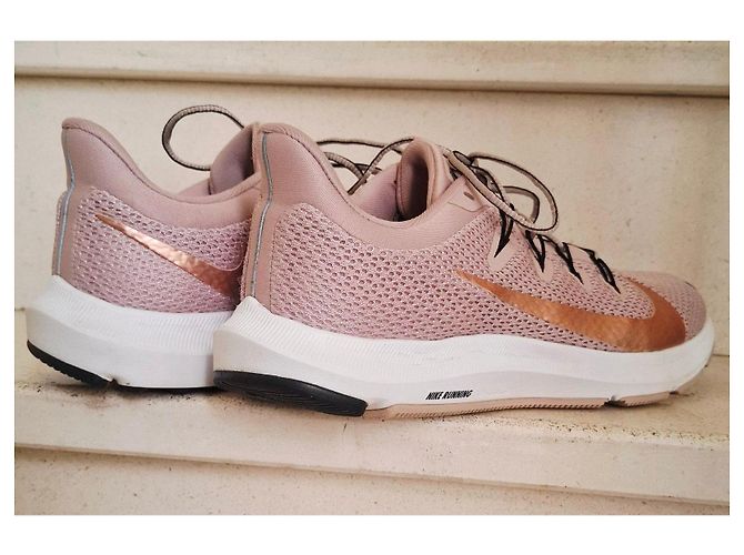 Nike Quest 2 Scarpe da Running Donna - Stone Mauve - vista 3