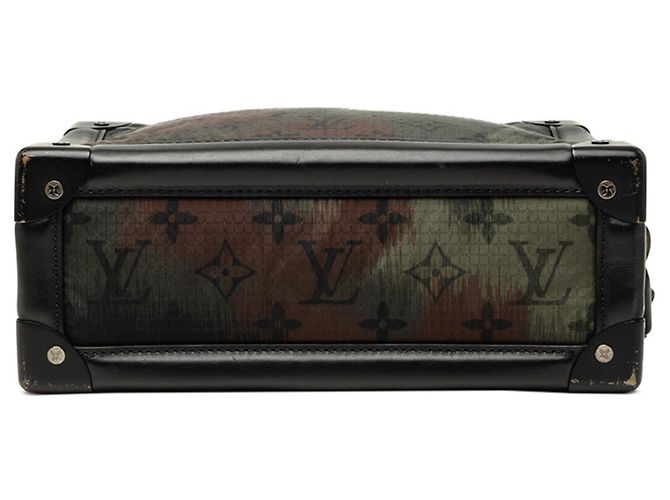 Borsa a tracolla Soft Trunk Monogram Camouflage Louis Vuitton Nero Cachi - vista 3