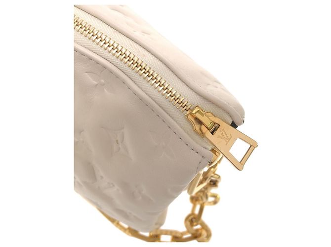 Borsa a tracolla Louis Vuitton Coussin PM Beige - vista 5