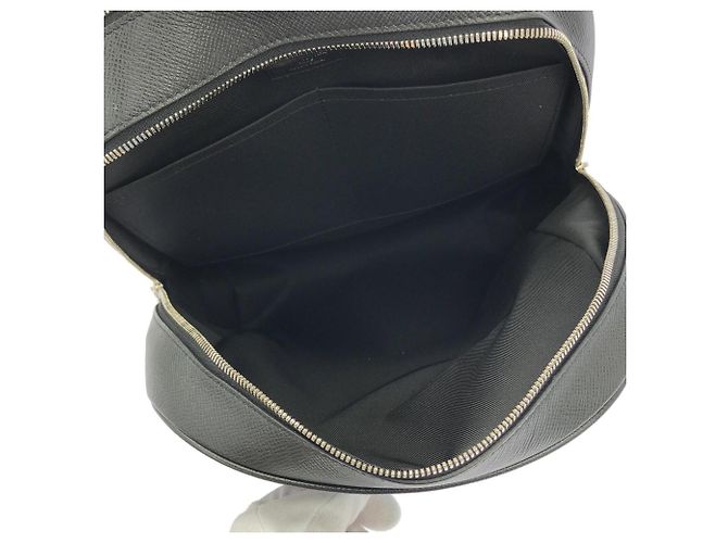 Zaino Louis Vuitton Taiga Adrian Nero - vista 7