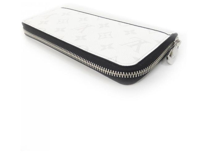 Cartera Zippy Louis Vuitton Taiga Rama Blanco - vista 2