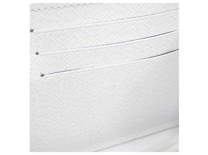 Cartera Zippy Louis Vuitton Taiga Rama Blanco - vista 6