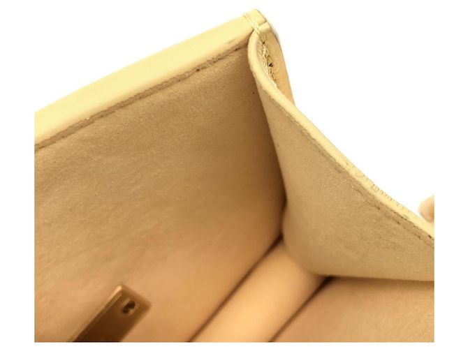 Borsa a spalla MINI Louis Vuitton Nanogram Dauphine Giallo - vista 9