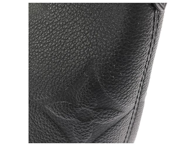 Borsa Louis Vuitton Monogram Empreinte All In BB Nero - vista 4