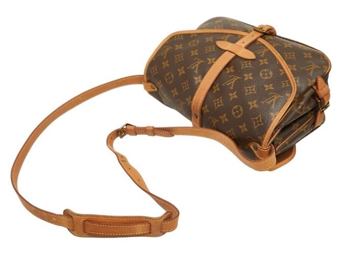 Borsa a tracolla Louis Vuitton Monogram Saumur 30 Marrone - vista 4