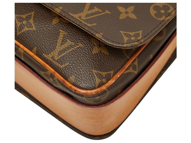 Borsa a tracolla Louis Vuitton Monogram Cartouchiere GM Marrone - vista 4